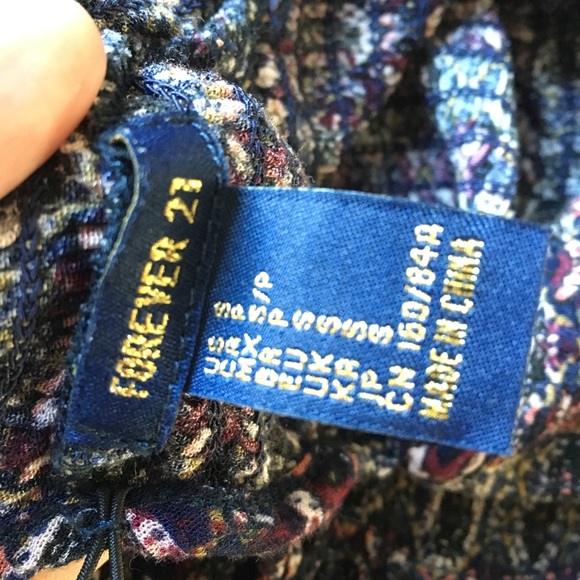 Forever 21 Top - Picture 4 of 5